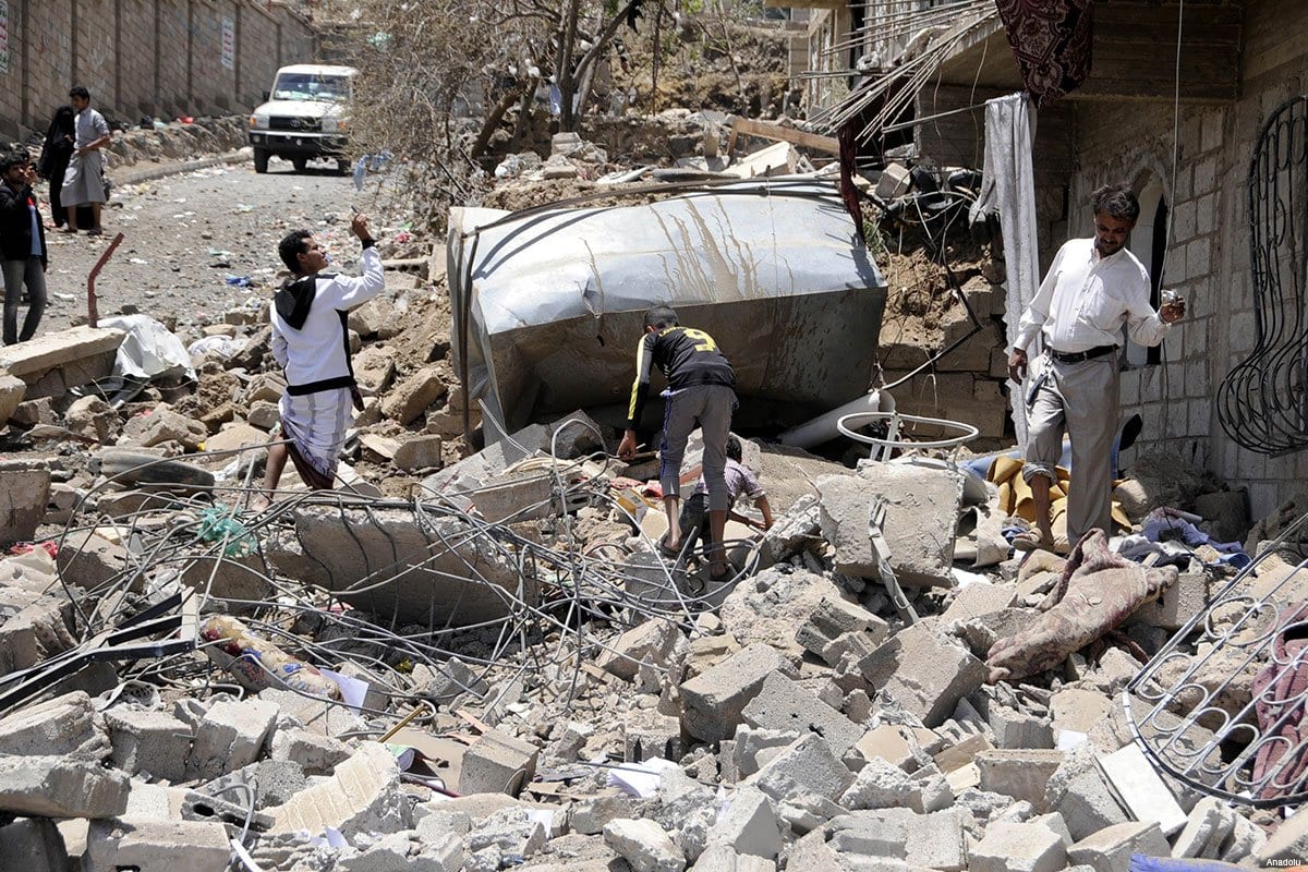 Un edifico destruido tras un bombardeo saudí en Saná, la capital de Yemen.