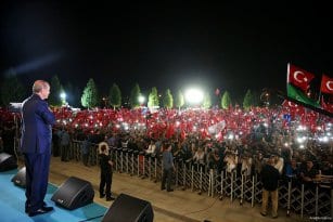 Turkey-stand-against-failed-coup-attempt-04