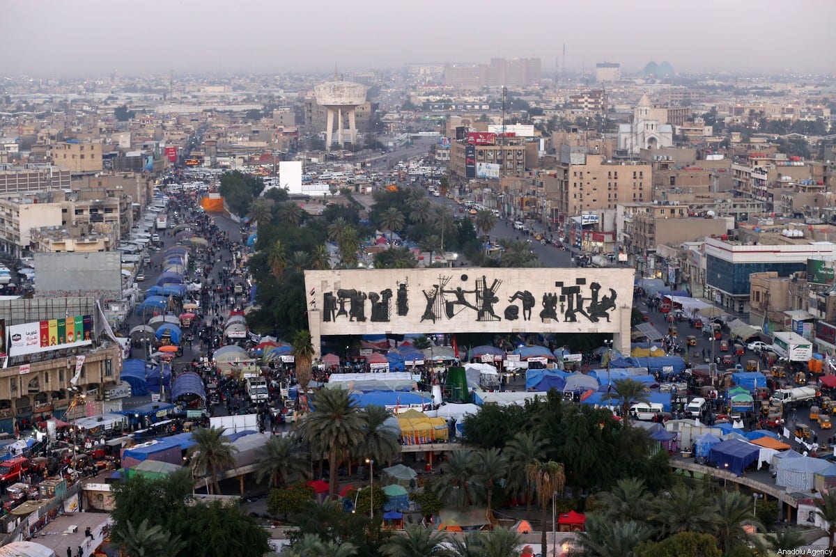 BAGDAD, IRAK - 23 DE DICIEMBRE: Los manifestantes inician una huelga de hambre por sus demandas mientras continúan sus manifestaciones antigubernamentales en la Plaza Tahrir en Bagdad, Iraq el 23 de diciembre de 2019. (Murtadha Sudani - Agencia Anadolu)