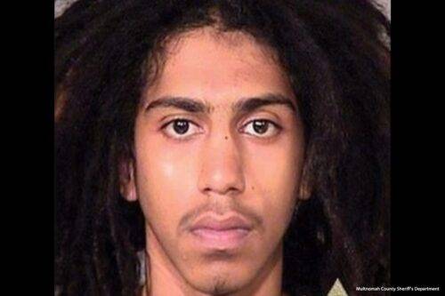 Abdulrahman Sameer Norah, de 21 años, aceleró ilegalmente a través de una intersección de Portland derribando a Fallon Smart de 15 años y matándola [Departamento del Sheriff del Condado de Multnomah]