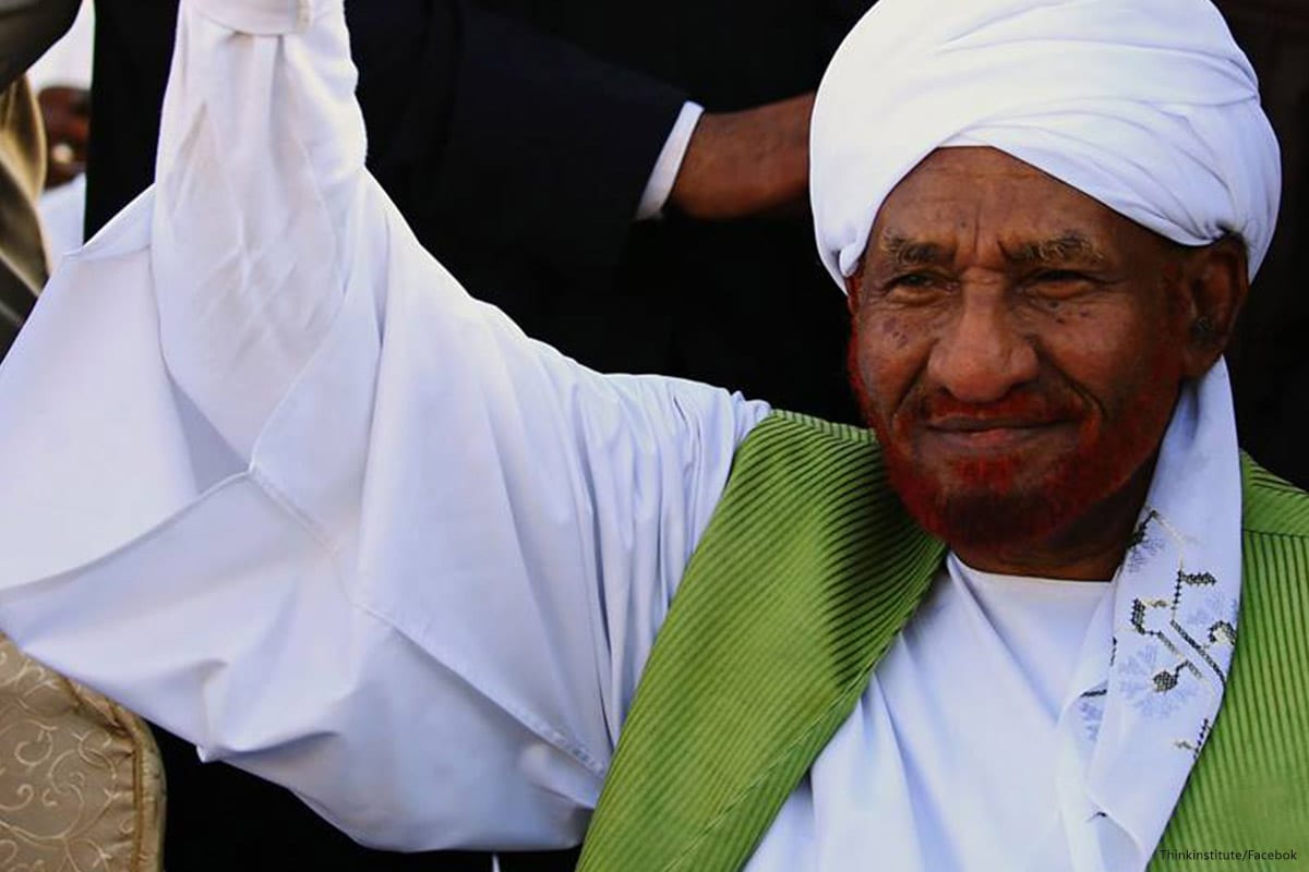 Ex primer ministro sudanés y líder del Partido Nacional Umma, Sadiq Al-Mahdi [Facebook]
