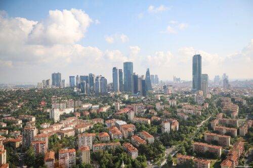 Una vista aérea del distrito de Levent de Estambul, Turquía, el 09 de junio de 2019 [Muhammed Enes Yıldırım / Agencia Anadolu]