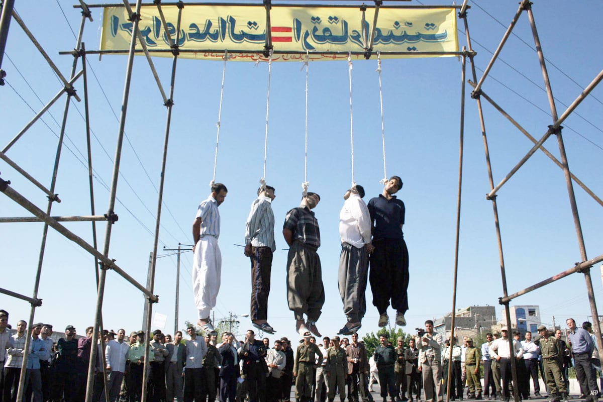 An image of an execution taking place in Iran