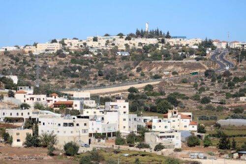 Un asentamiento israelí en Cisjordania el 19 de noviembre de 2019 [Mosab Shawer / Apaimages]