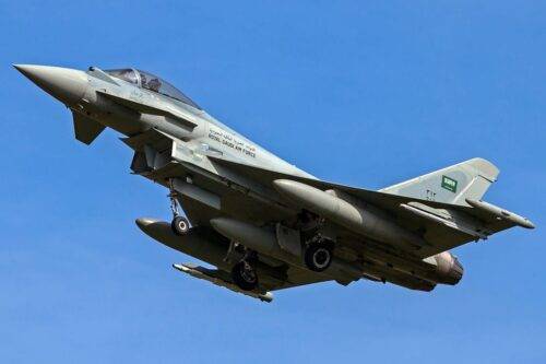 Avión de combate de la Real Fuerza aérea saudí [Foto de archivo]