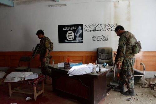 las fuerzas de seguridad en el provincia de Nangarhar en julio 26, 2016 [Foto NOORULLAH SHIRZADA/AFP via Getty Images]